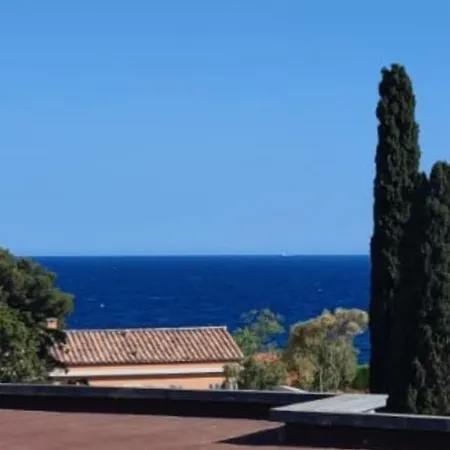 Apartment Cosy Vue A Deux Pas Du Port Santa Lucia - Raphael