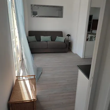Cosy Vue A Deux Pas Du Port Santa Lucia - Raphael Apartment *